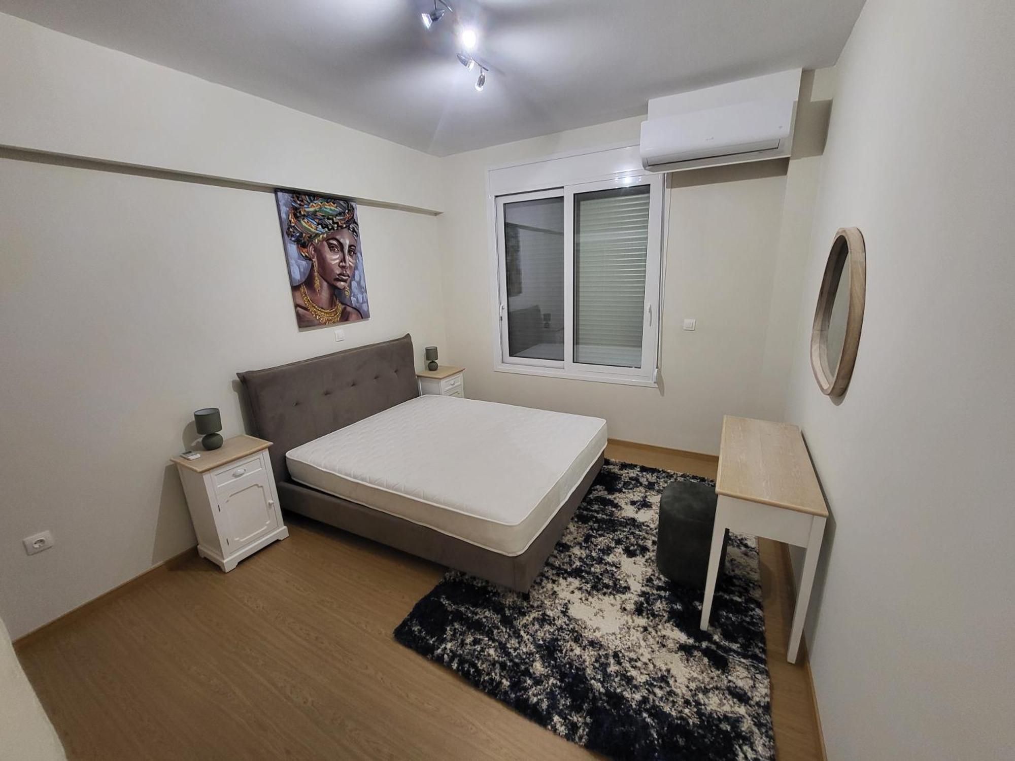 Luxury Embassy Apartment *